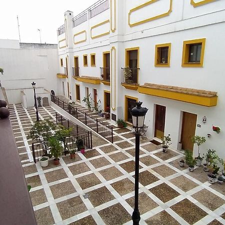 Sherryflat Neira - Parking Jerez de la Frontera Kültér fotó