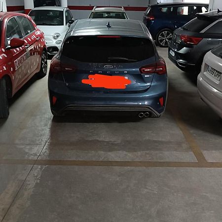 Sherryflat Neira - Parking Jerez de la Frontera Kültér fotó